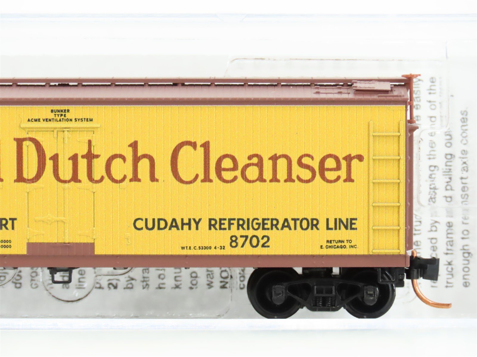 N Scale Micro-Trains MTL 04900770 Old Dutch Cleanser 40' Wood Reefer #8702