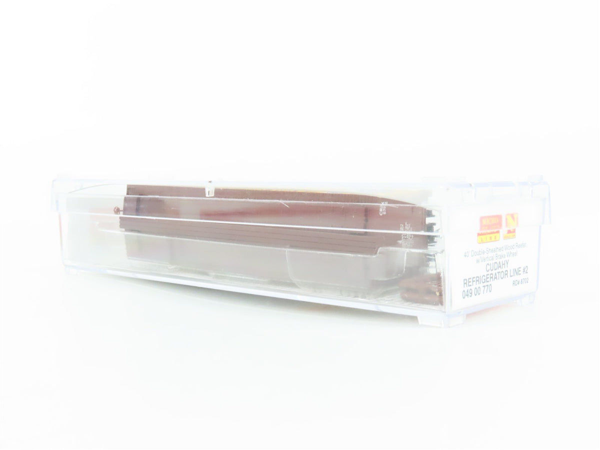 N Scale Micro-Trains MTL 04900770 Old Dutch Cleanser 40&#39; Wood Reefer #8702