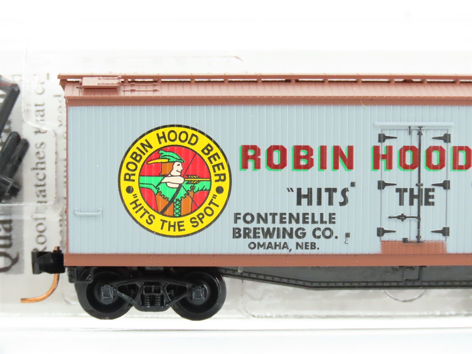N Scale Micro-Trains MTL 49450 FBX Robin Hood Beer 40' Wood Reefer #5301