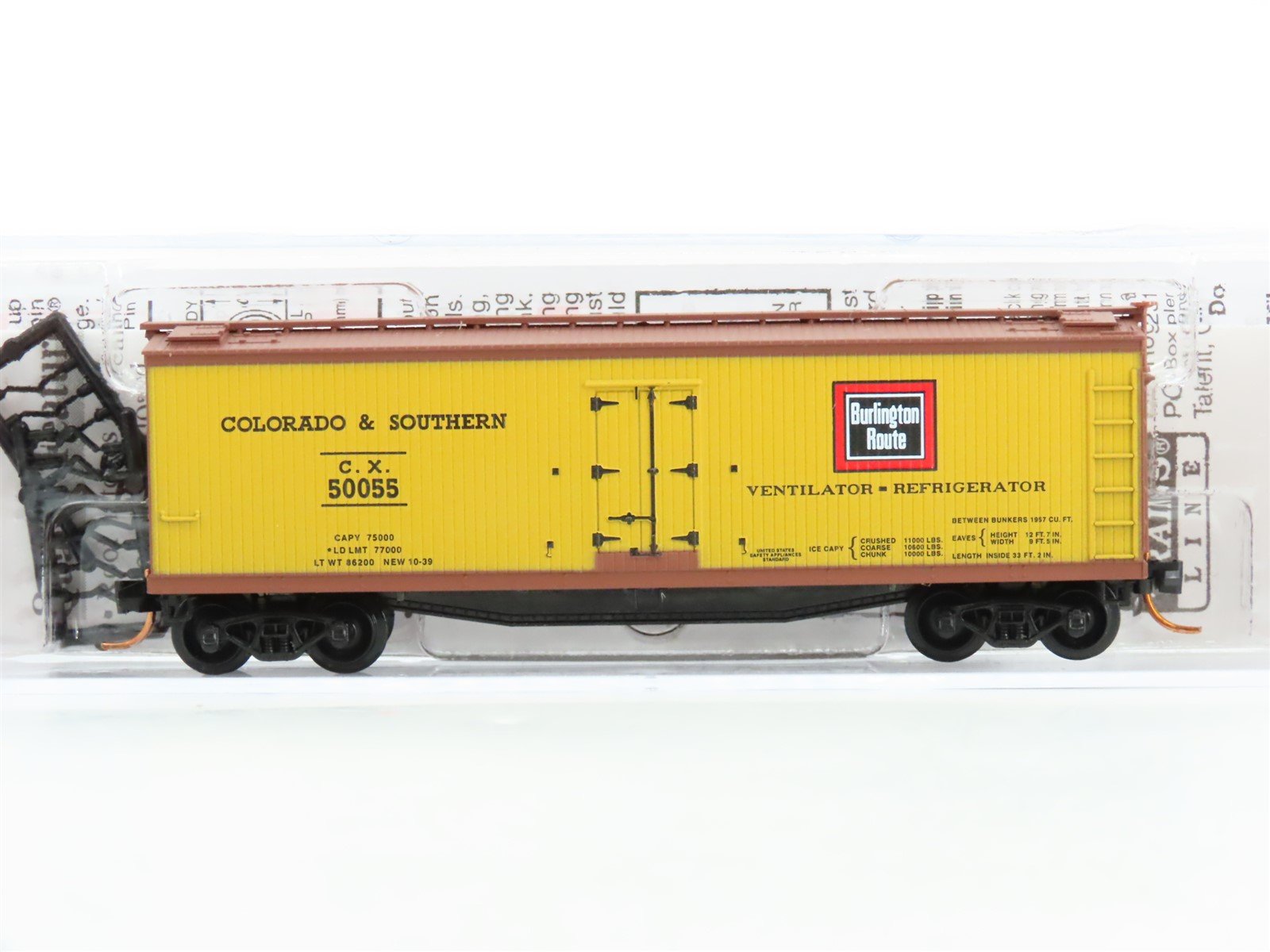 N Scale Micro-Trains MTL 04900370 CX Burlington Route 40' Wood Reefer #50055