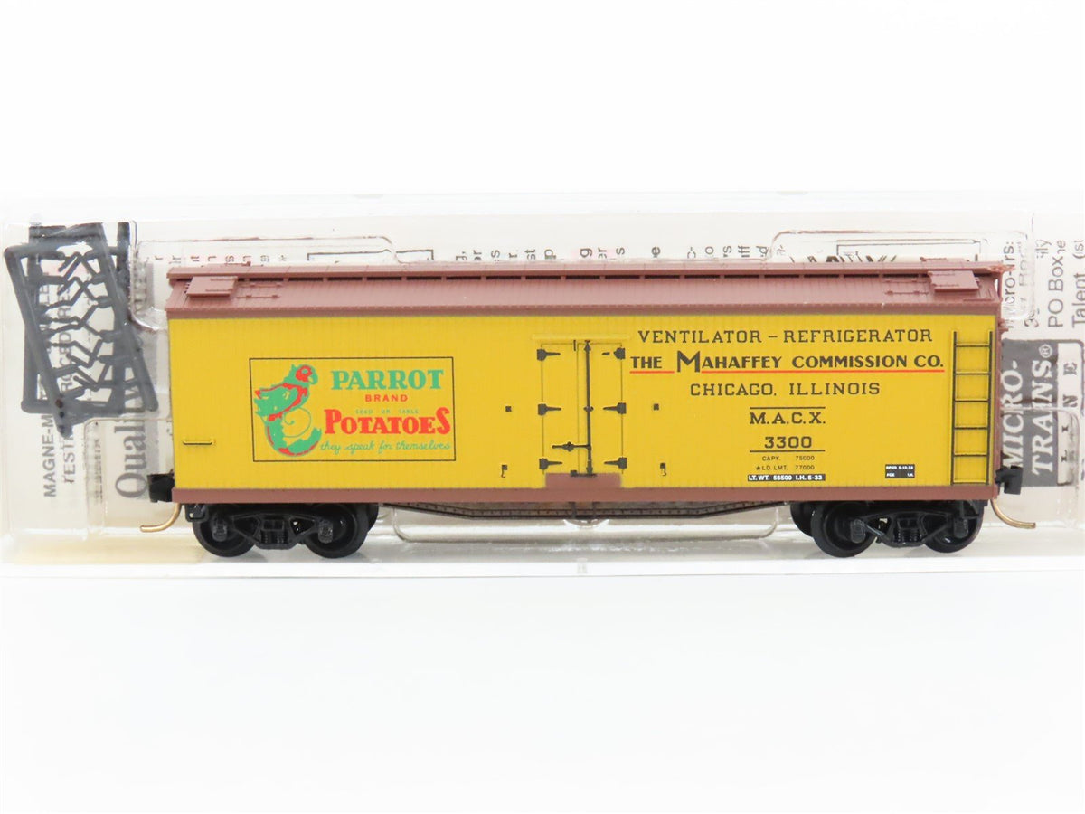 N Scale Micro-Trains MTL 49480 MACX Parrot Brand Potatoes 40&#39; Wood Reefer #3300