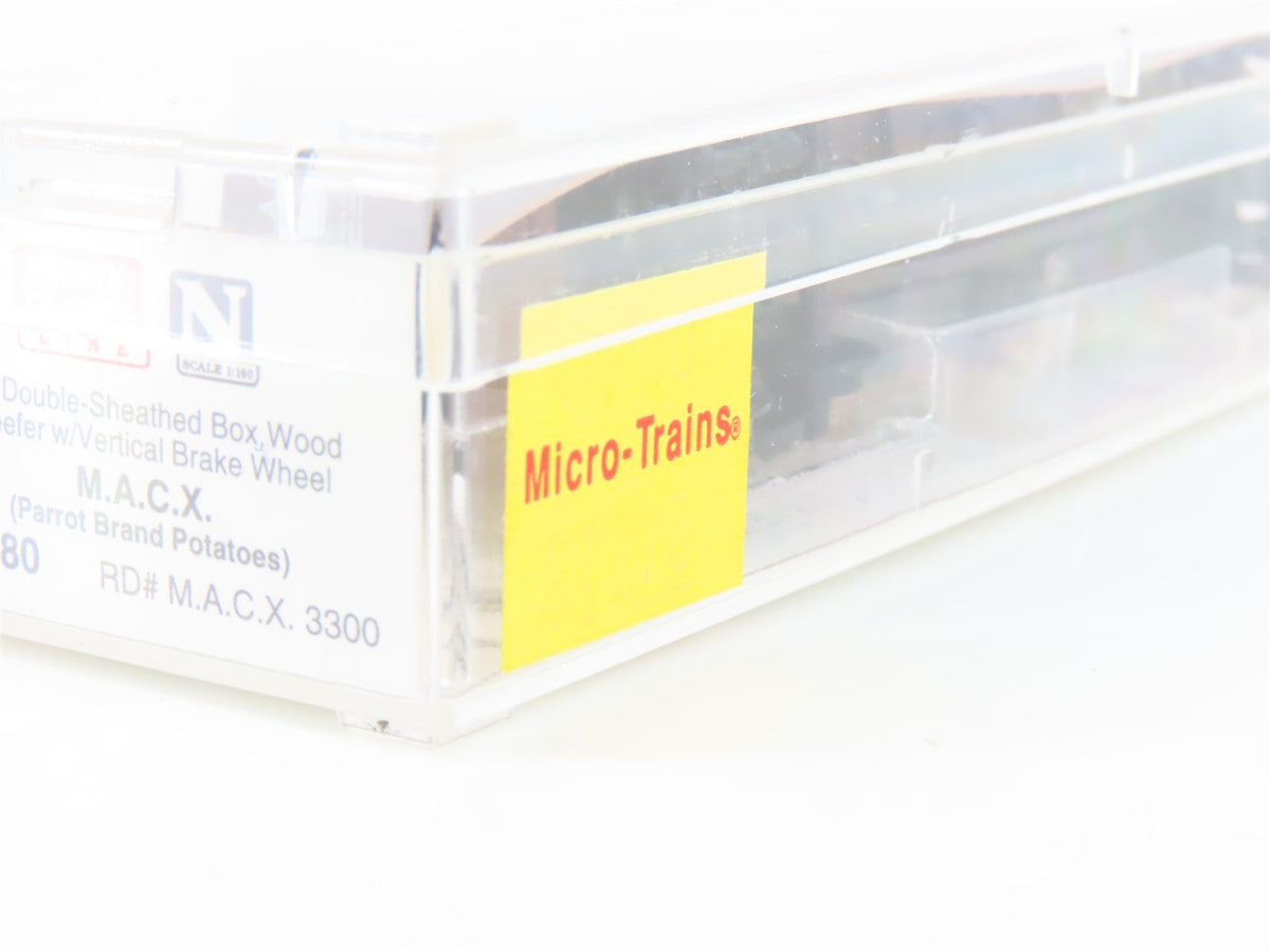 N Scale Micro-Trains MTL 49480 MACX Parrot Brand Potatoes 40&#39; Wood Reefer #3300