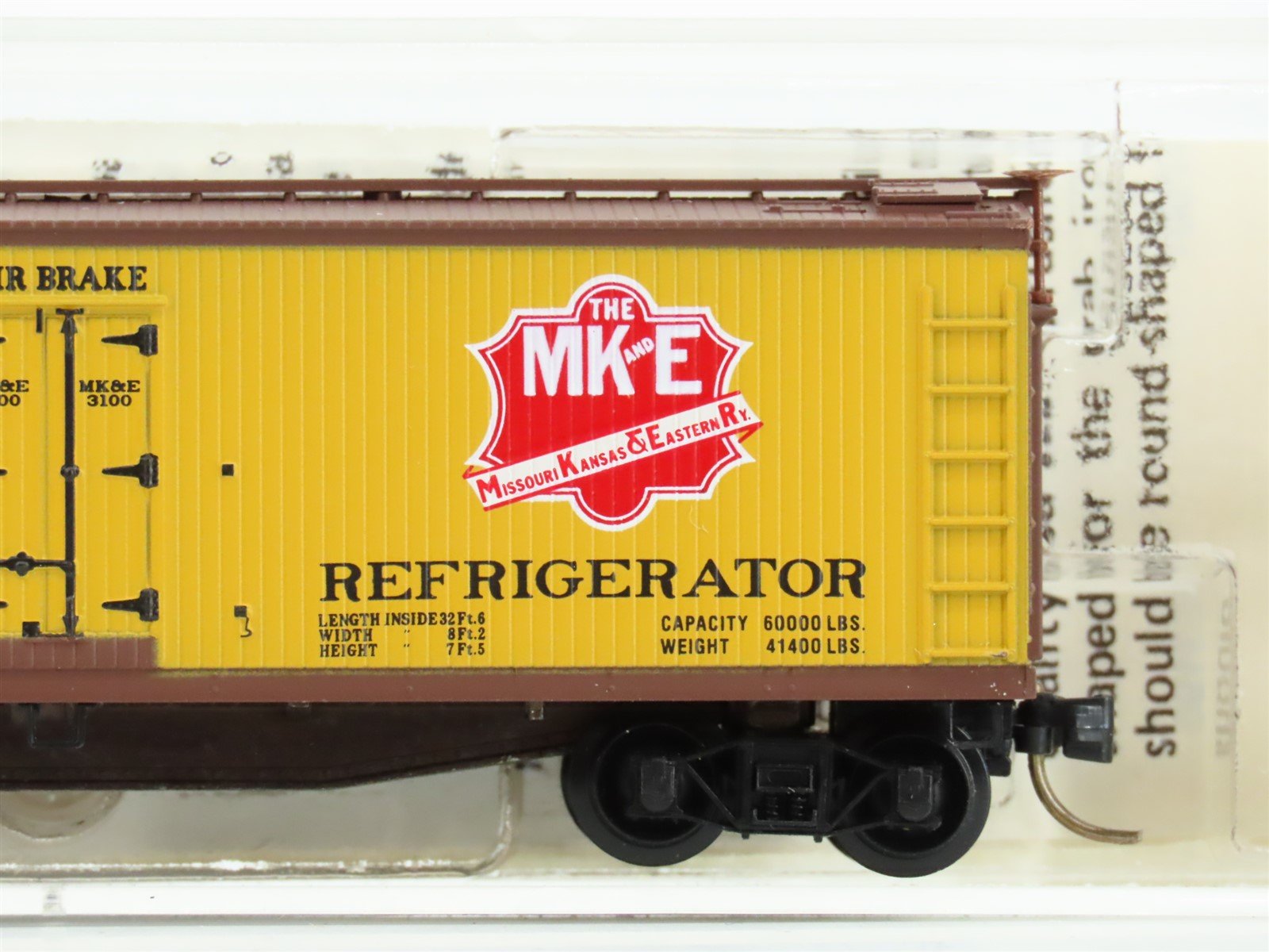 N Scale Micro-Trains MTL 49360 MKE Missouri Kansas Eastern 40' Wood Reefer #3100