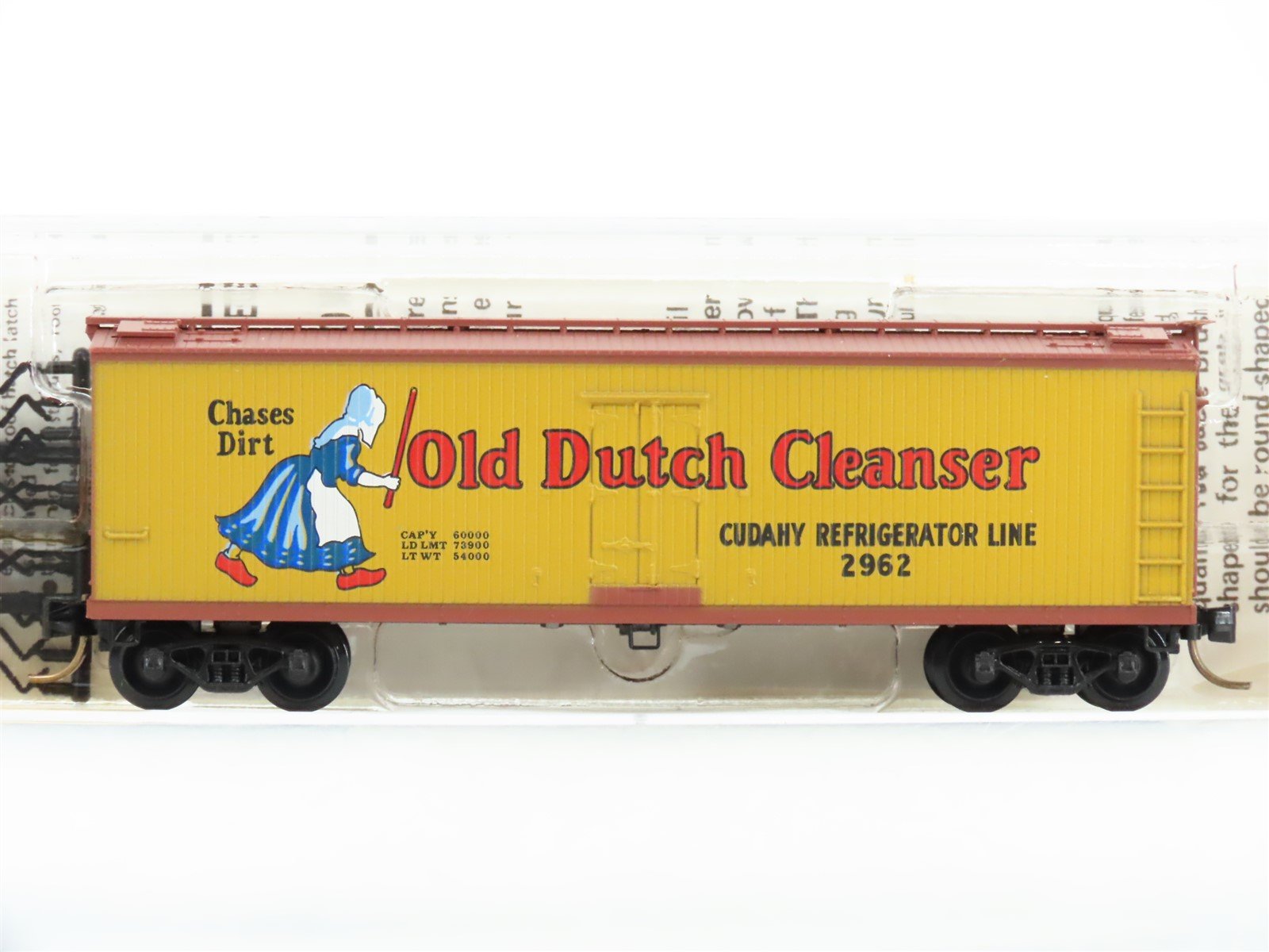N Scale Micro-Trains MTL 49010 Old Dutch Cleanser 40' Wood Reefer #2962