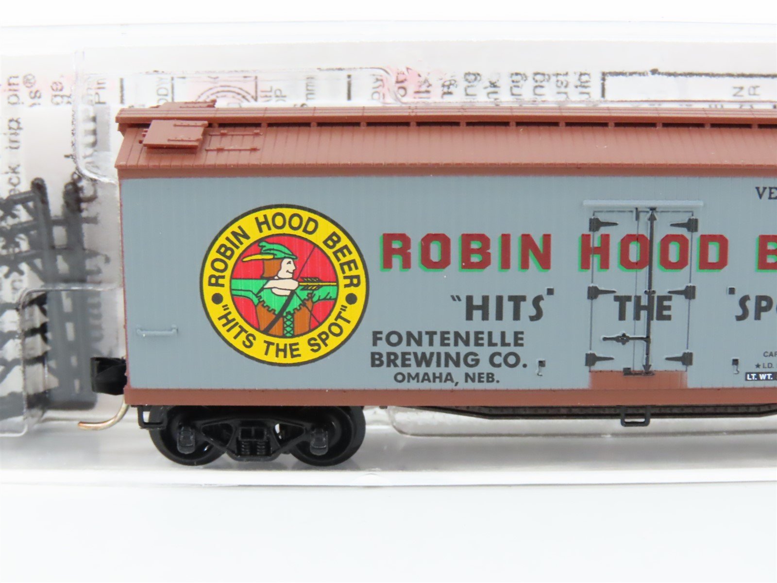 N Scale Micro-Trains MTL 49450 FBX Robin Hood Beer 40' Wood Reefer #5301
