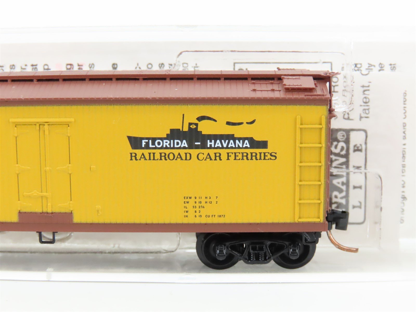 N Scale Micro-Trains MTL 49510 WIF West India Fruit & Steamship 40' Reefer #724