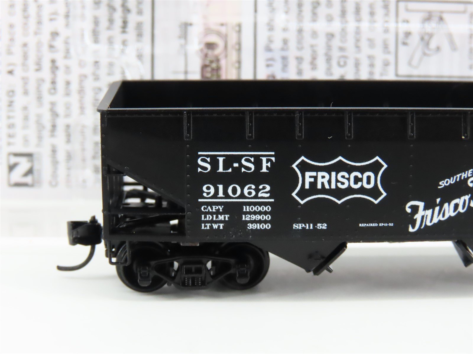 N Scale Micro-Trains MTL 05500610 SL-SF Frisco Fast Freight 2-Bay Hopper #91062