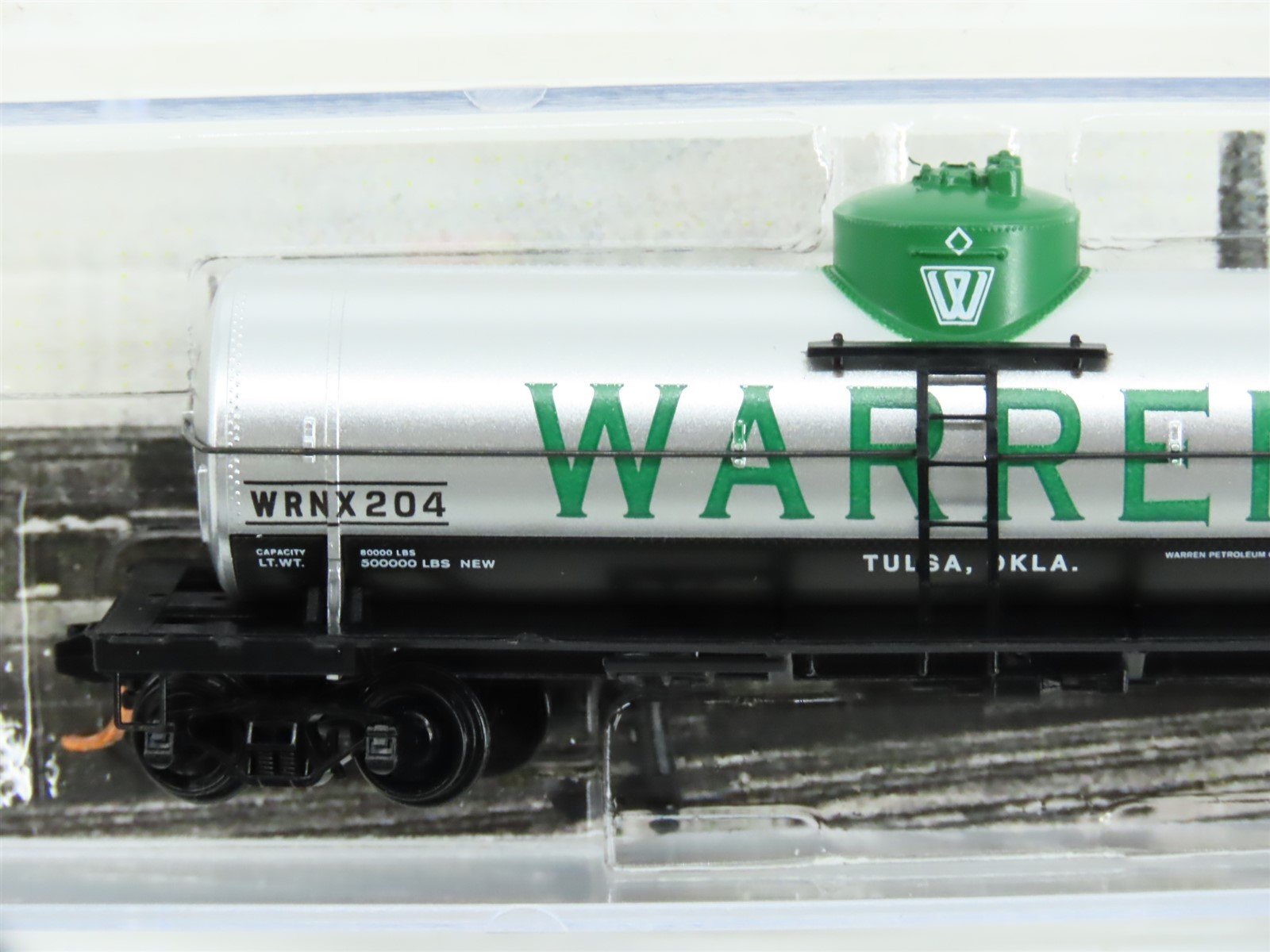 N Micro-Trains MTL 06500740 WRNX Warren Petroleum 39' Single Dome Tankcar #204