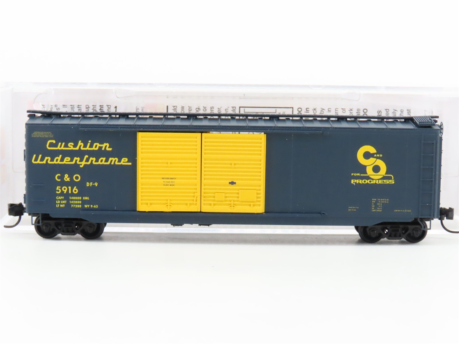 N Scale Micro-Trains MTL 03400450 C&O Chesapeake & Ohio 50' Box Car #5916