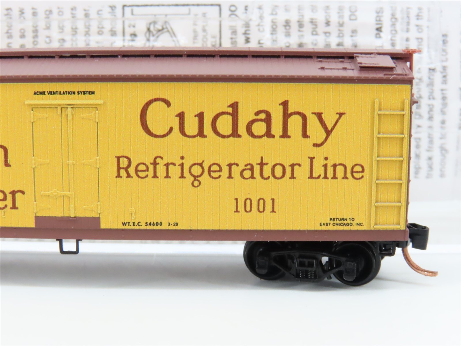 N Micro-Trains MTL 04900760 CRLX Cudahy Old Dutch Cleanser 40' Reefer #1001