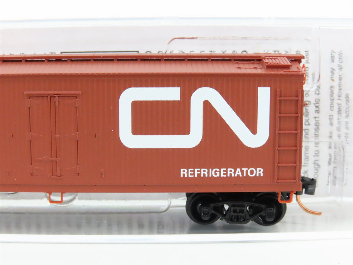 N Scale Micro-Trains MTL 04700160 CN Canadian National 40&#39; Wood Reefer #205340