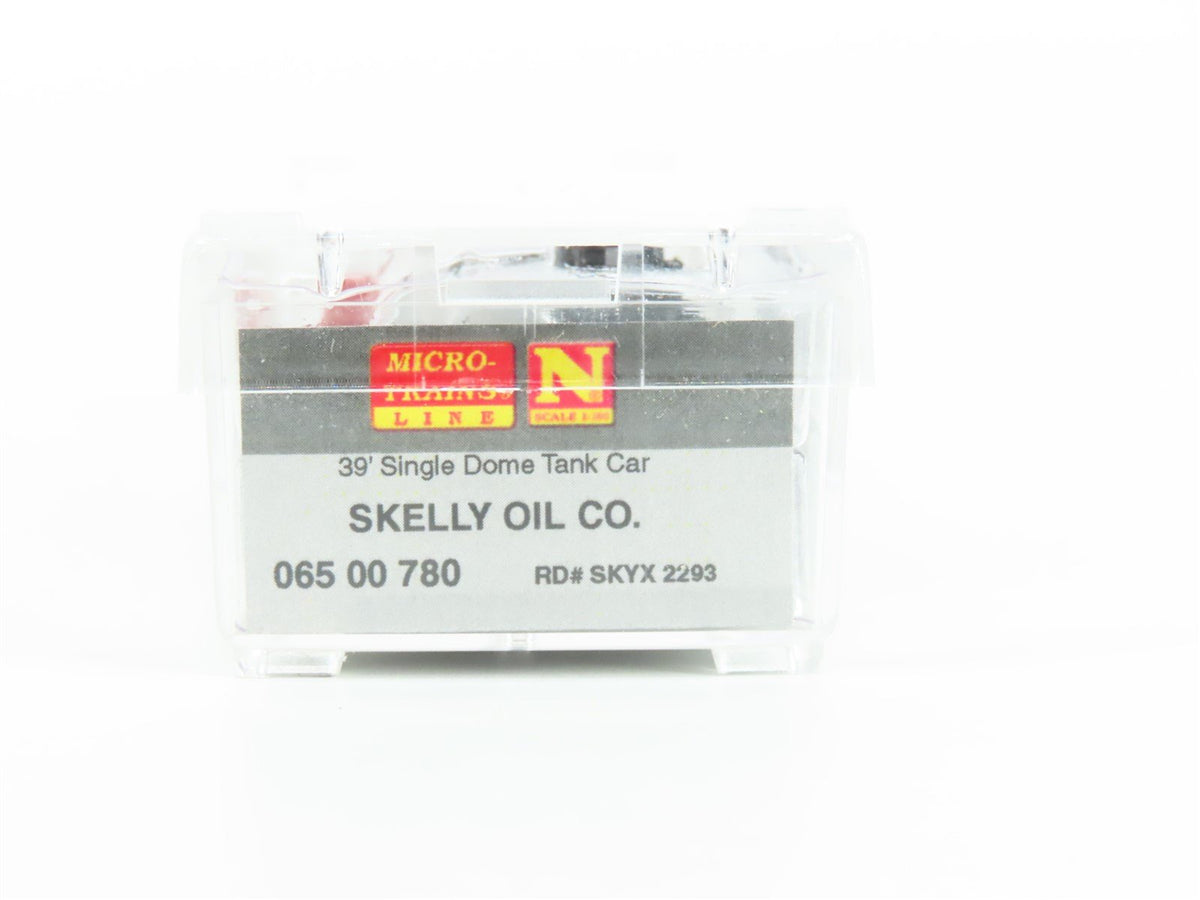 N Scale Micro-Trains MTL 06500780 SKYX Skelly Oil 39&#39; Single Dome Tankcar #2293