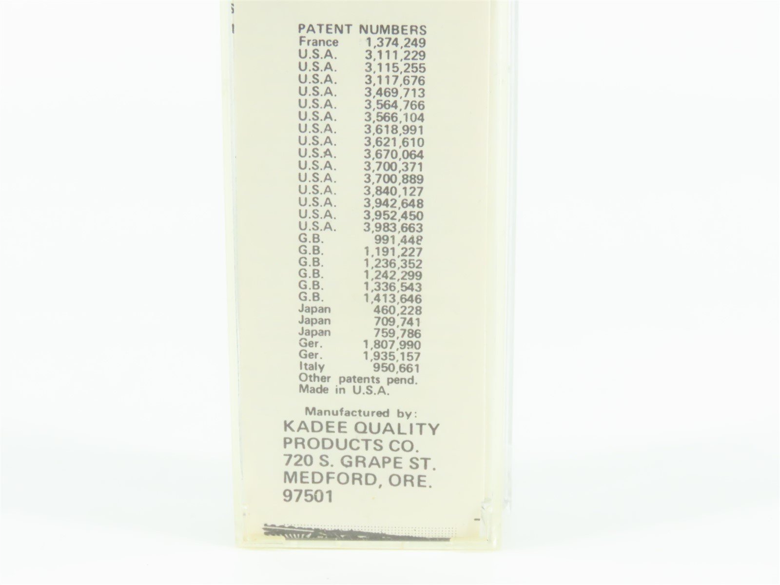 N Micro-Trains MTL/Kadee 47060 PFE Pacific Fruit Express 40' Reefer Car #19828