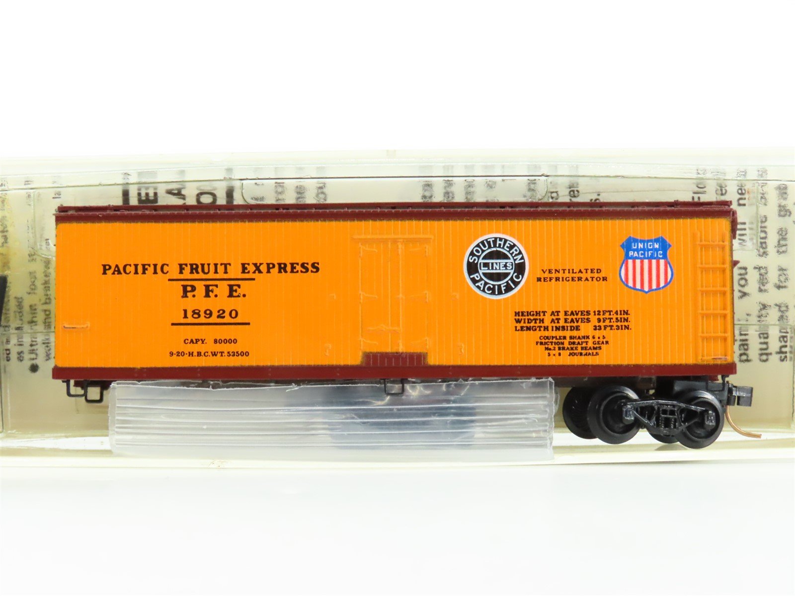 N Micro-Trains MTL/Kadee 47060 PFE Pacific Fruit Express 40' Reefer Car #18920