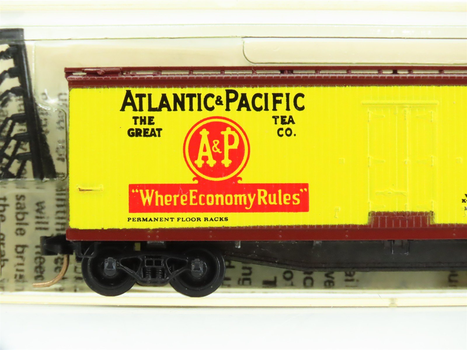 N Micro-Trains MTL/Kadee 47070 SRLX Swift Refrigerator 40' Reefer Car #8601