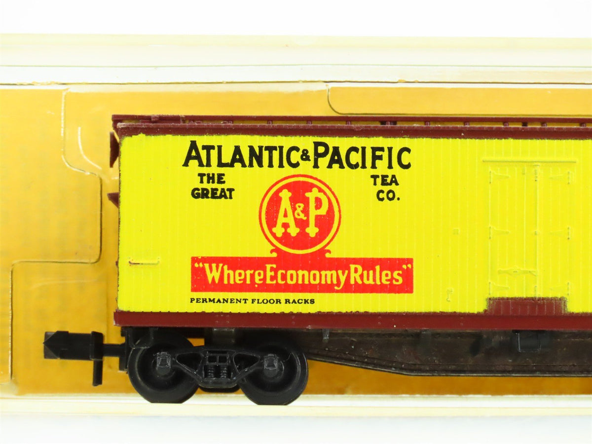 N Micro-Trains MTL/Kadee 47011 URTC A&amp;P Atlantic &amp; Pacific 40&#39; Reefer Car #23099