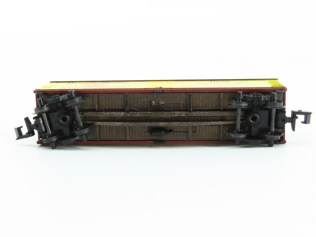 N Micro-Trains MTL/Kadee 47011 URTC A&amp;P Atlantic &amp; Pacific 40&#39; Reefer Car #23099