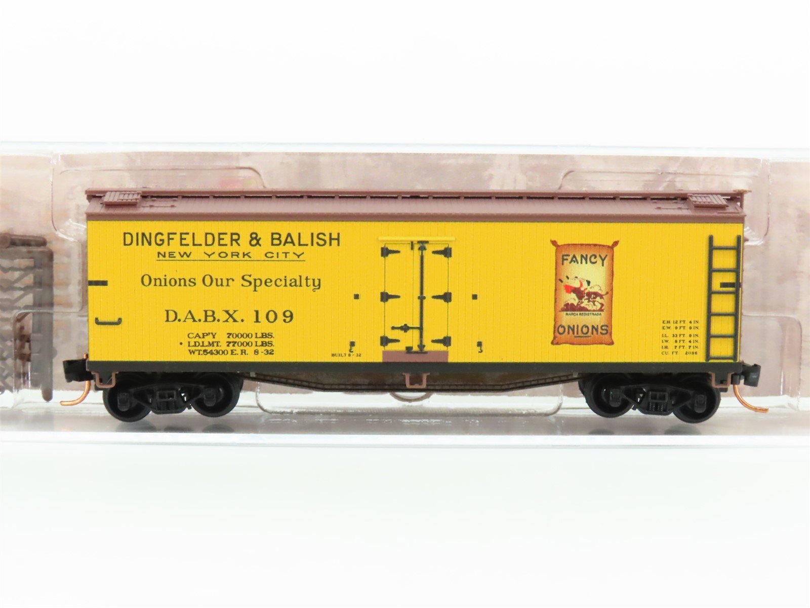 N Scale Micro-Trains MTL 04900850 DABX Dingfelder & Balish 40' Wood Reefer #109