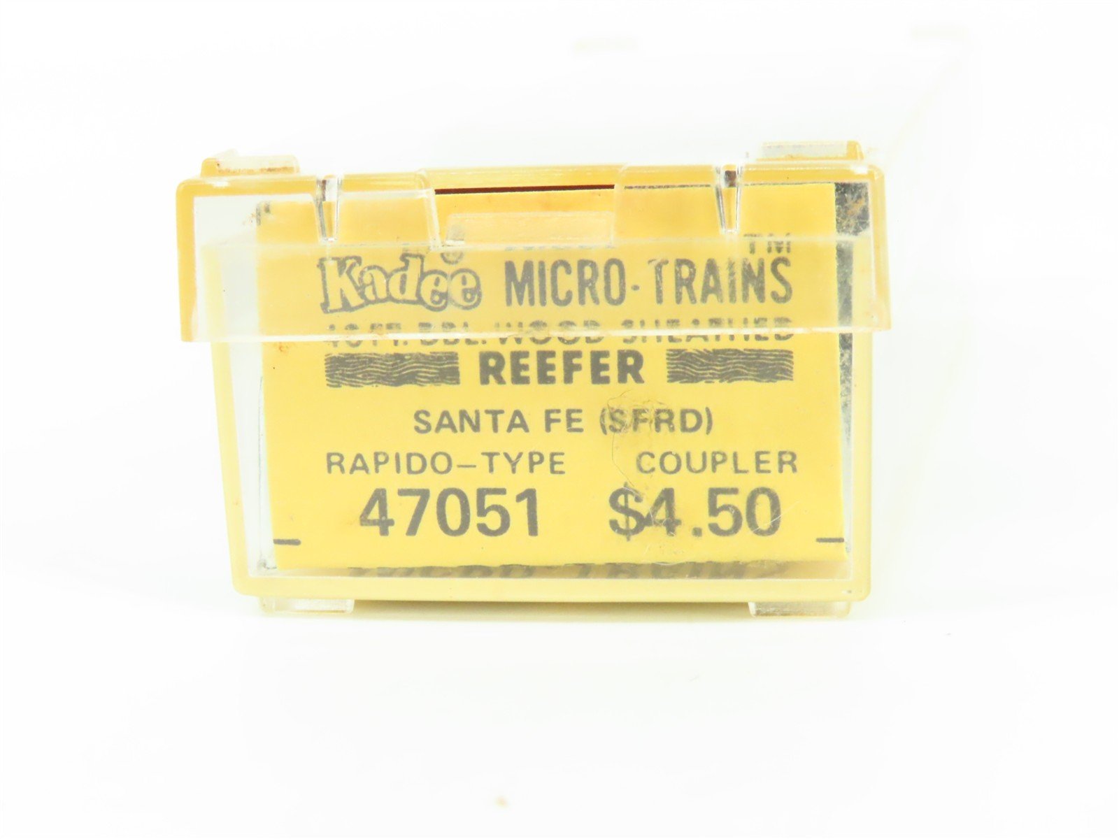 N Scale Micro-Trains MTL/Kadee 47051 SFRD Santa Fe 40' Reefer Car #25910