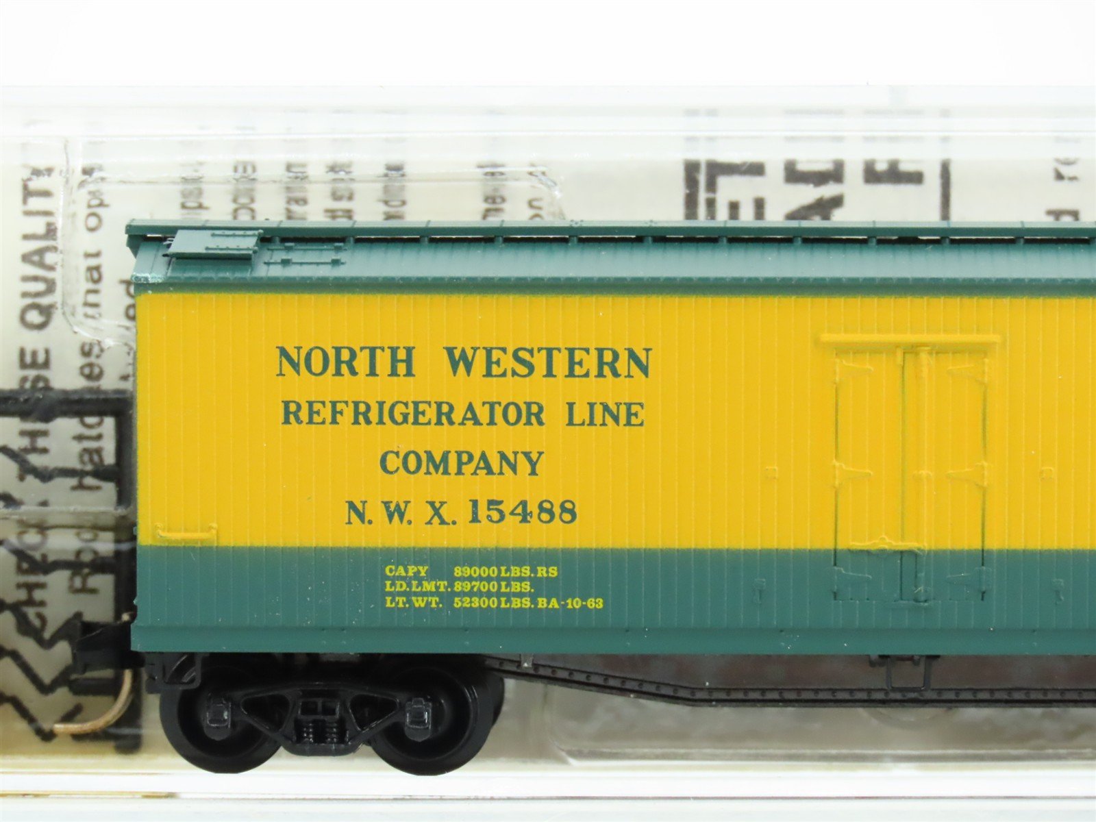 N Micro-Trains MTL/Kadee 49270 NWX Northwestern 40' Reefer Car #15488