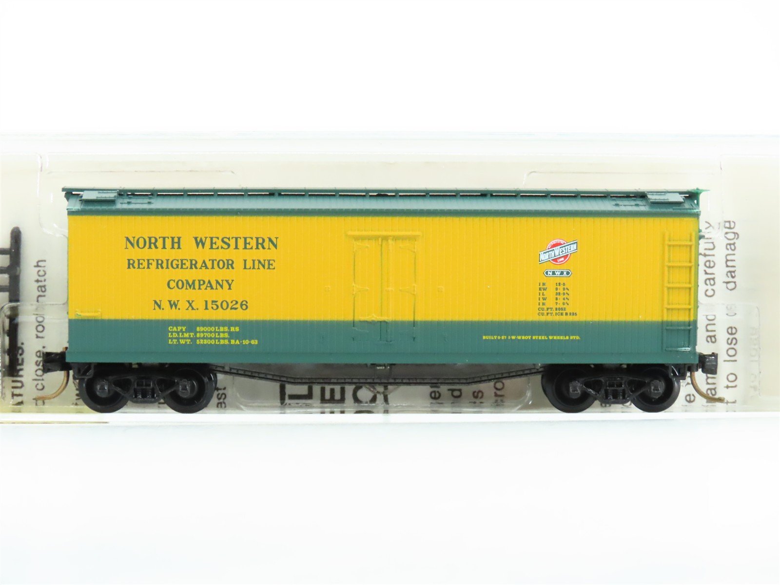 N Micro-Trains MTL/Kadee 49270 NWX Northwestern 40' Reefer Car #15026