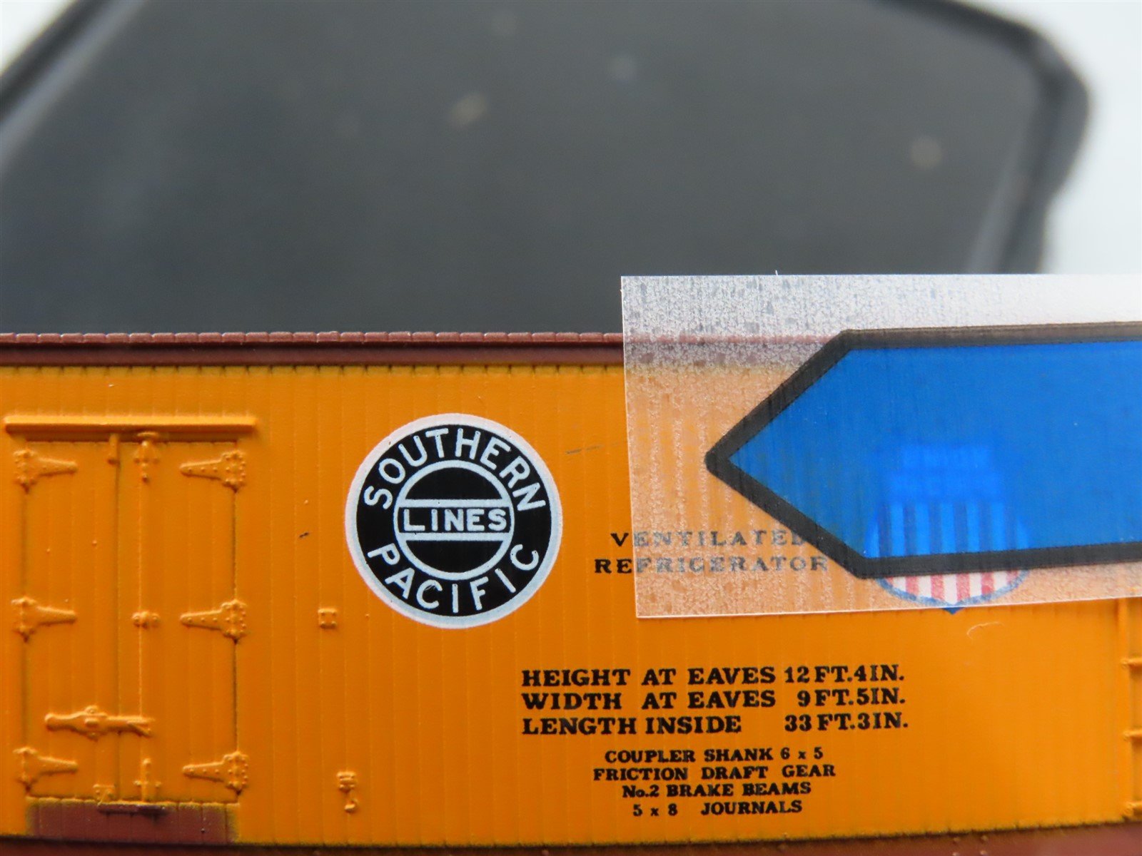 N Kadee Micro-Trains MTL 47060 SP UP PFE Pacific Fruit Express 40' Reefer #18943