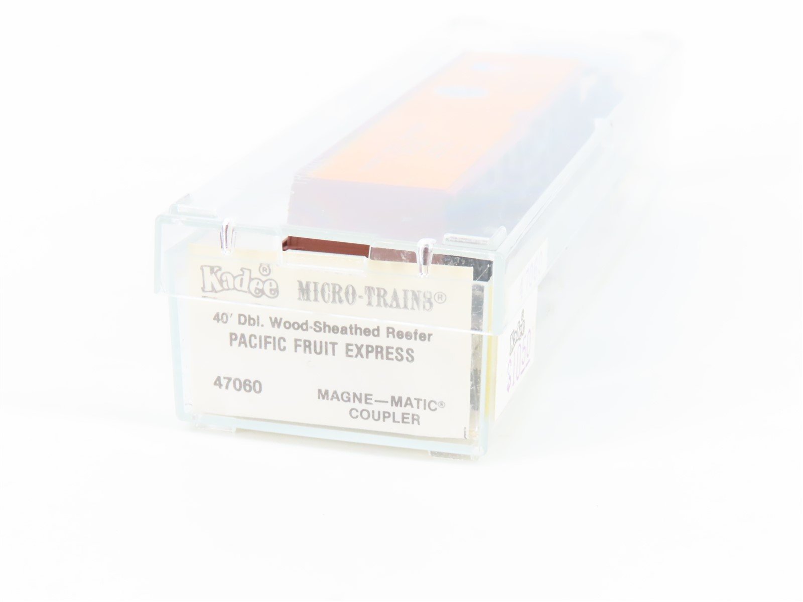 N Kadee Micro-Trains MTL 47060 SP UP PFE Pacific Fruit Express 40' Reefer #18943