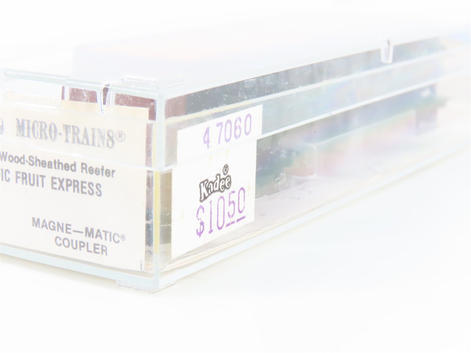 N Kadee Micro-Trains MTL 47060 SP UP PFE Pacific Fruit Express 40' Reefer #18943