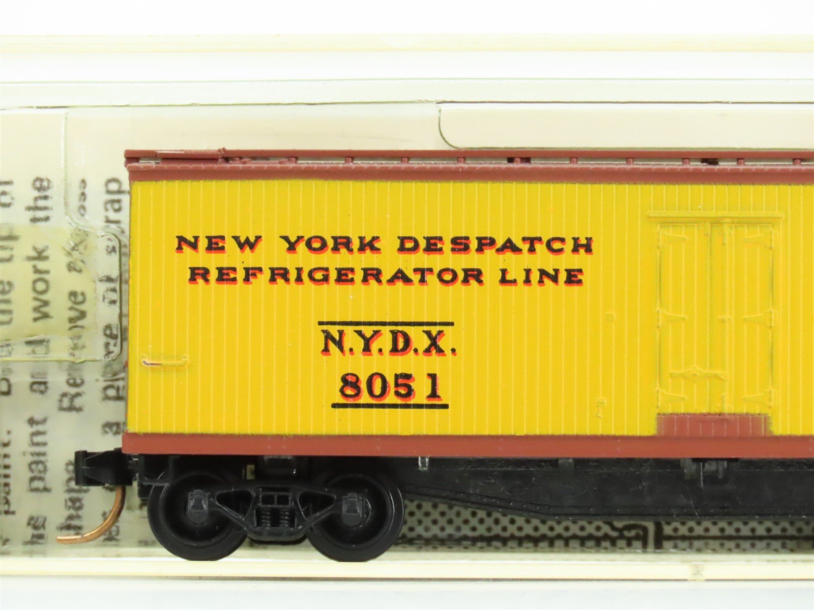 N Micro-Trains MTL/Kadee 47080 NYDX New York Despatch 40' Wood Reefer #8051