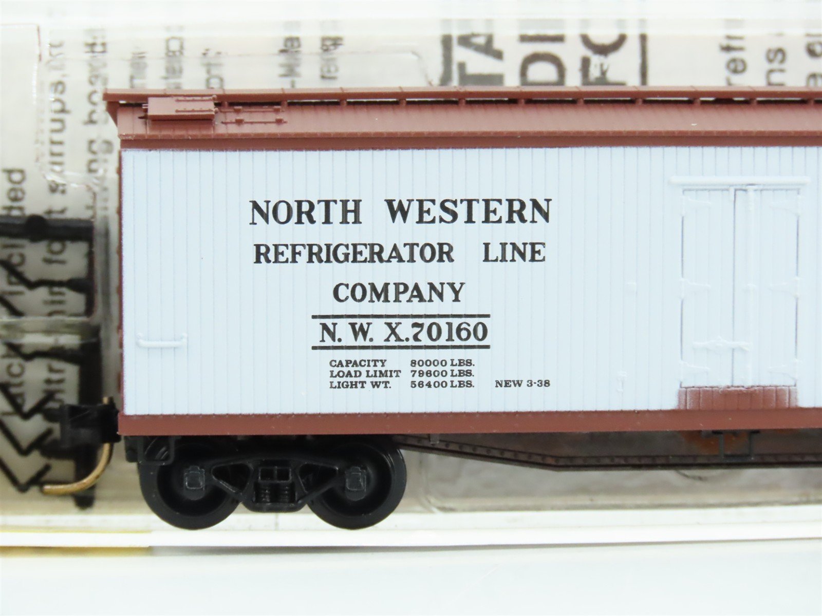 N Scale Micro-Trains MTL/Kadee 49170 NWX Northwestern 40' Wood Reefer #70160