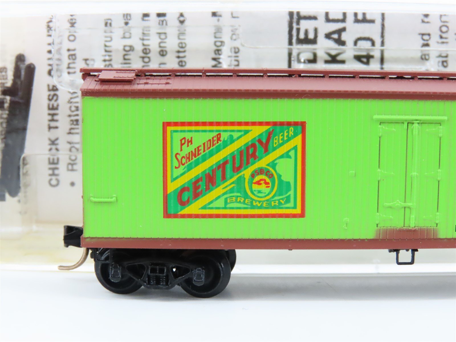 N Scale Kadee Micro-Trains MTL 47090 SNBX Century Beer 40' Wood Reefer #4604