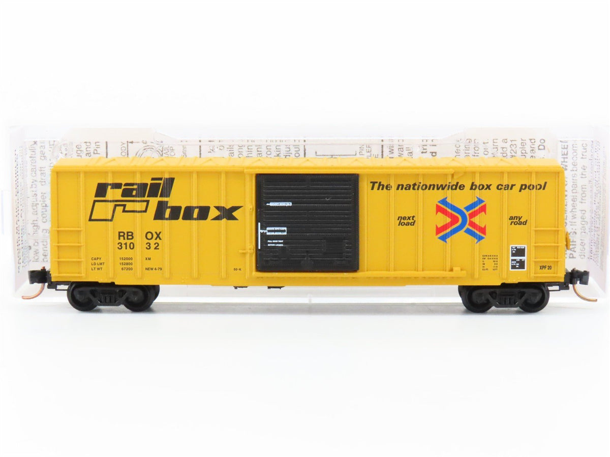 N Scale Micro-Trains MTL GCS RBOX Railbox &quot;Blue Bird&quot; Boxcar #31032 w/ Graffiti