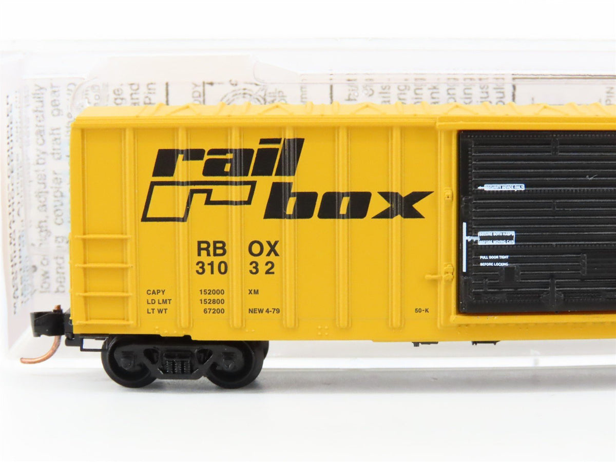 N Scale Micro-Trains MTL GCS RBOX Railbox &quot;Blue Bird&quot; Boxcar #31032 w/ Graffiti