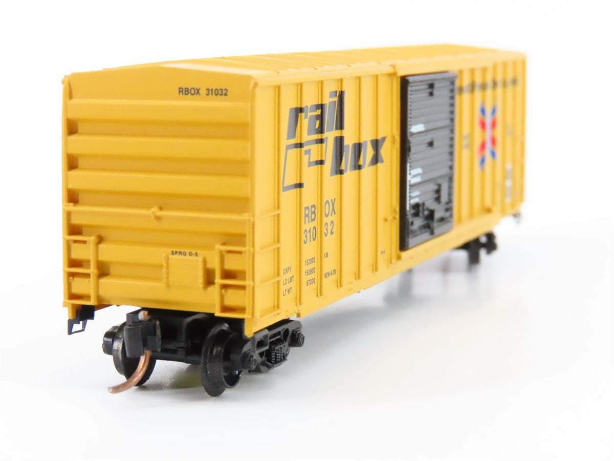 N Scale Micro-Trains MTL GCS RBOX Railbox &quot;Blue Bird&quot; Boxcar #31032 w/ Graffiti