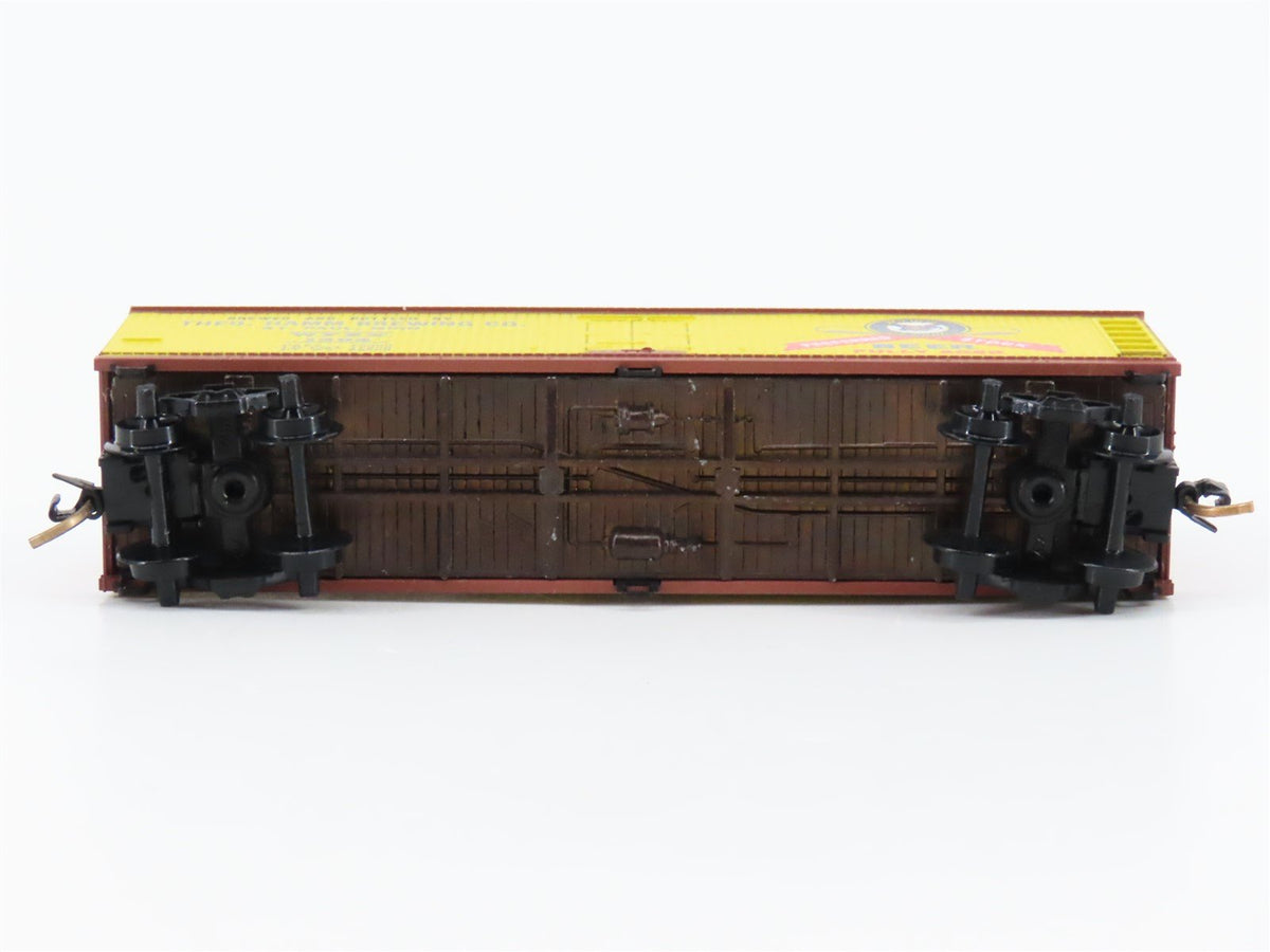N Scale Kadee Micro-Trains MTL 47270 WFEX Theo Hamm Brewing 40&#39; Reefer #1302