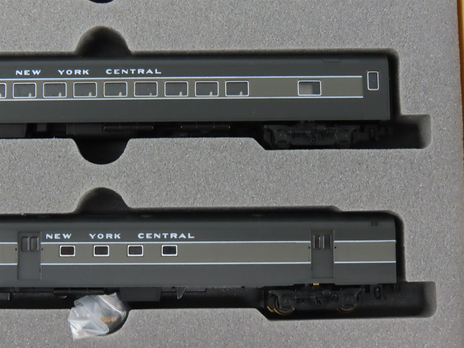 N Scale KATO 106-013 NYC New York Central Smooth Side Passenger 6-Car Set