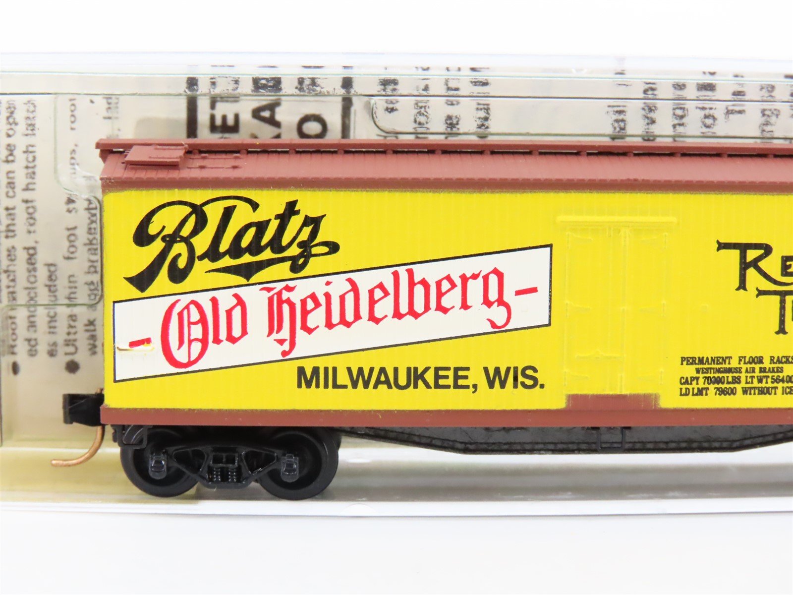 N Scale Kadee Micro-Trains MTL 47120 URTC Blatz Old Heidelberg 40' Reefer #23120