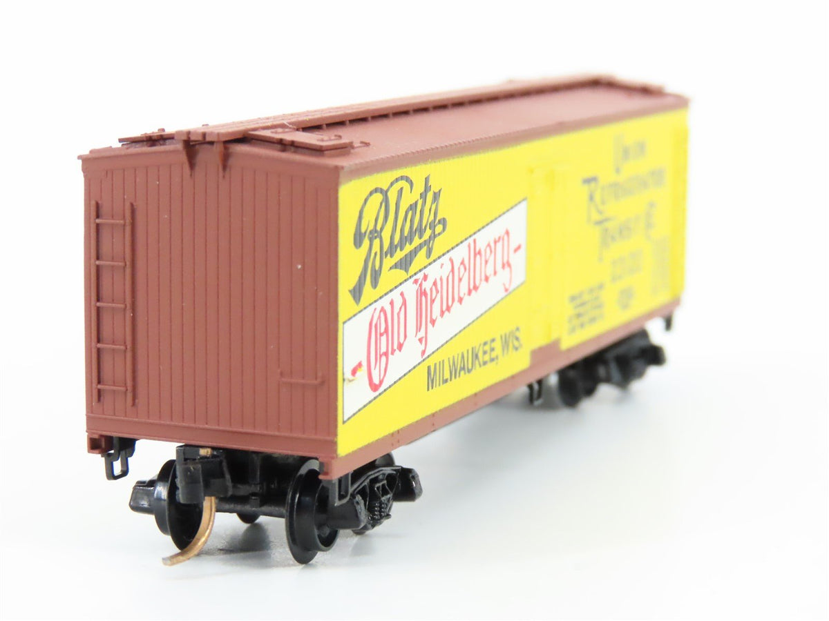 N Scale Kadee Micro-Trains MTL 47120 URTC Blatz Old Heidelberg 40&#39; Reefer #23120