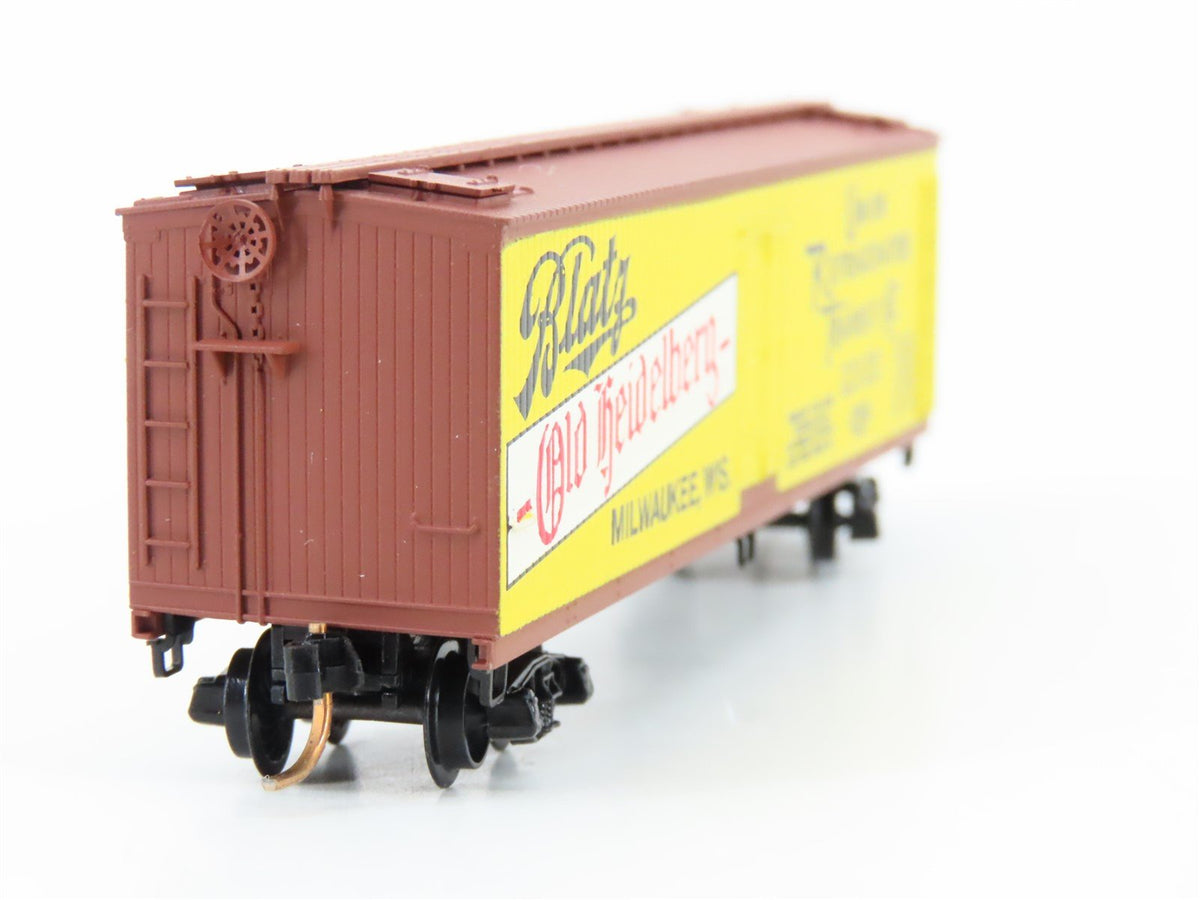 N Scale Kadee Micro-Trains MTL 47120 URTC Blatz Old Heidelberg 40&#39; Reefer #23120
