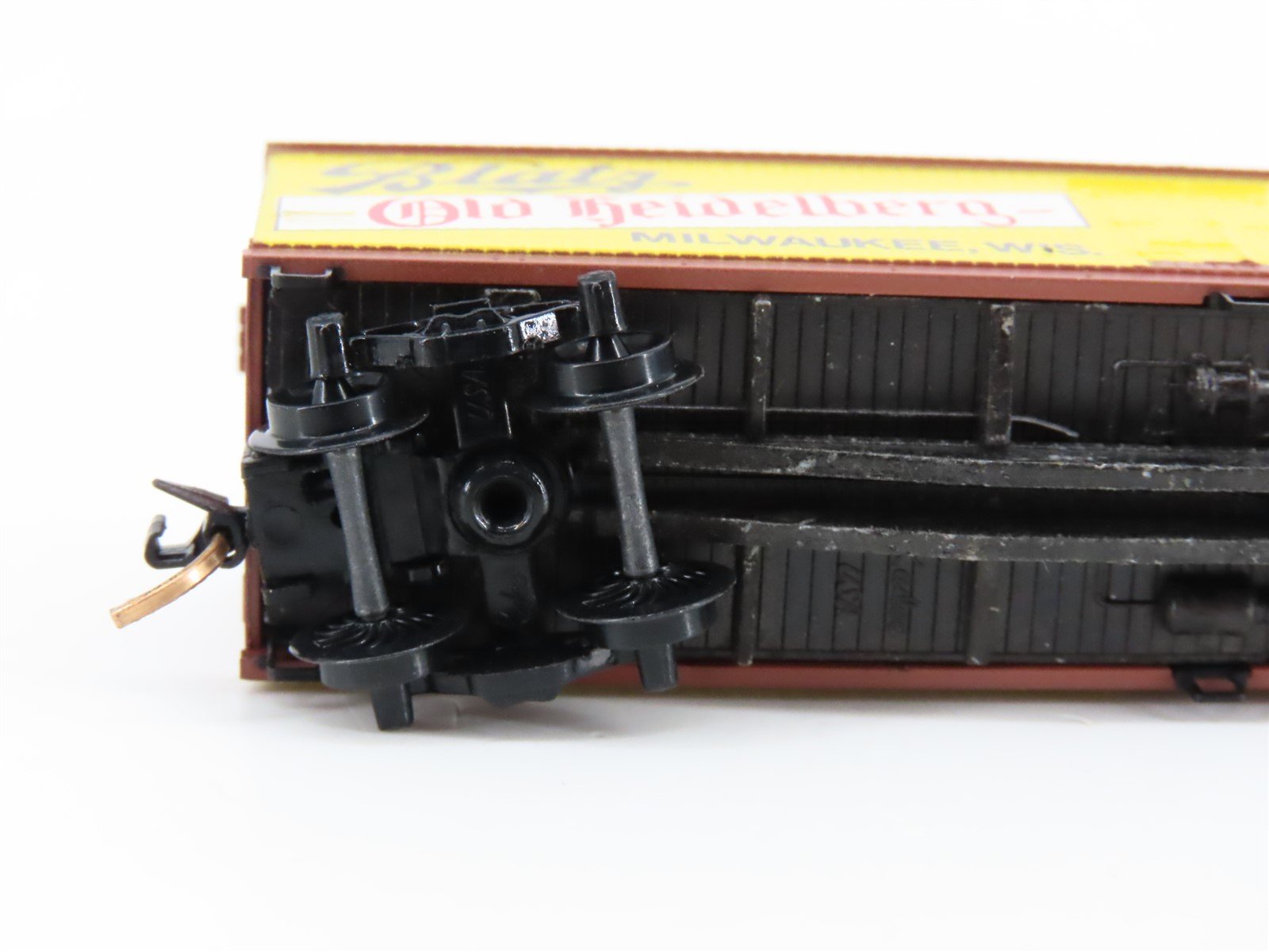 N Scale Kadee Micro-Trains MTL 47120 URTC Blatz Old Heidelberg 40' Reefer #23120