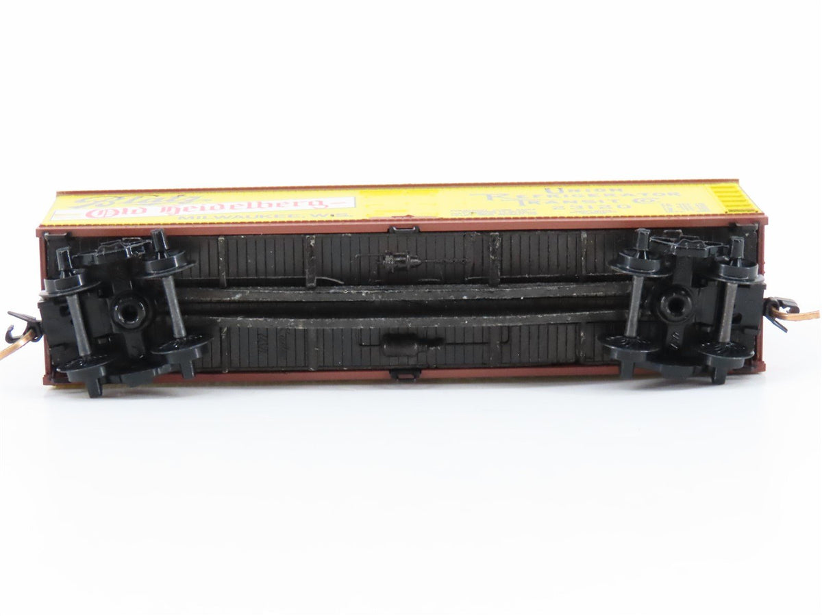 N Scale Kadee Micro-Trains MTL 47120 URTC Blatz Old Heidelberg 40&#39; Reefer #23120
