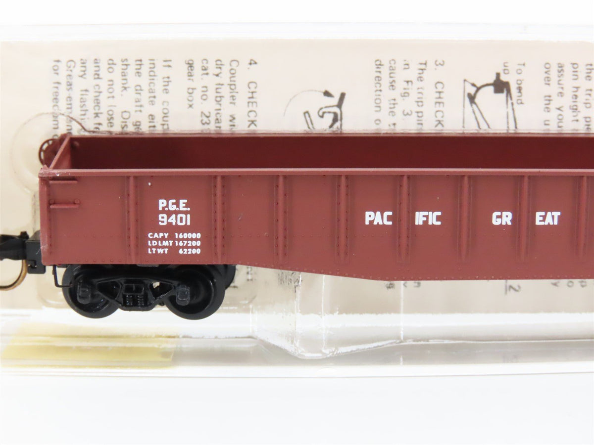 N Scale Kadee Micro-Trains MTL 46300 PGE Pacific Great Eastern 50&#39; Gondola #9401