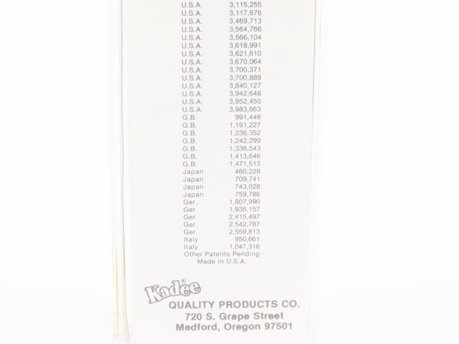 N Scale Kadee Micro-Trains MTL 46300 PGE Pacific Great Eastern 50' Gondola #9401