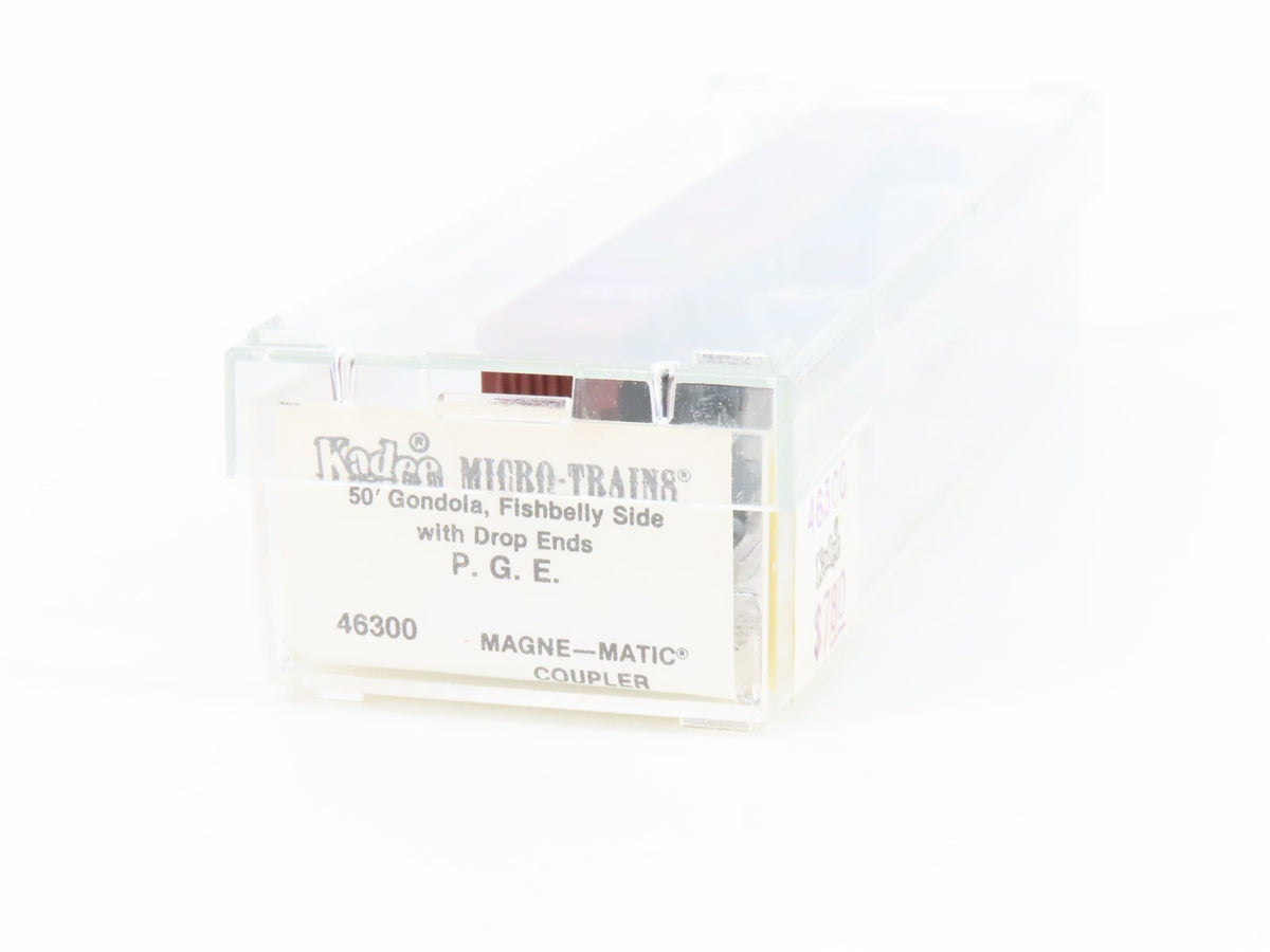 N Scale Kadee Micro-Trains MTL 46300 PGE Pacific Great Eastern 50&#39; Gondola #9401