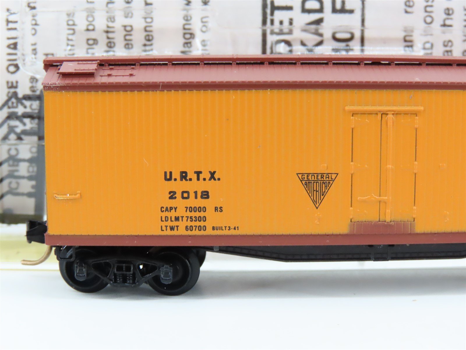 N Scale Kadee Micro-Trains MTL 49300 URTX SOO Line 40' Wood Reefer #2018