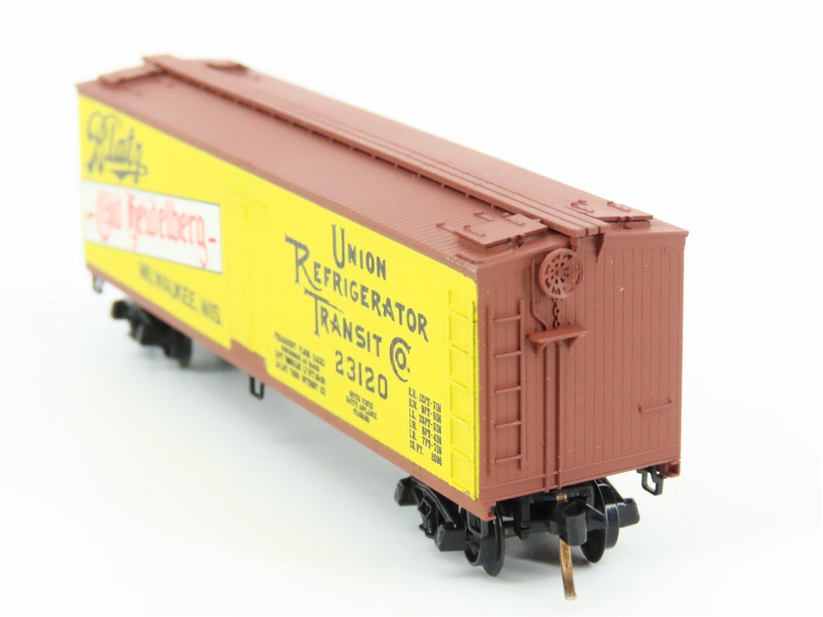 N Scale Kadee Micro-Trains MTL 47120 URTC Blatz Old Heidelberg 40&#39; Reefer #23120