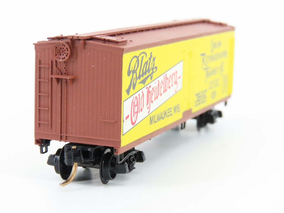 N Scale Kadee Micro-Trains MTL 47120 URTC Blatz Old Heidelberg 40&#39; Reefer #23120