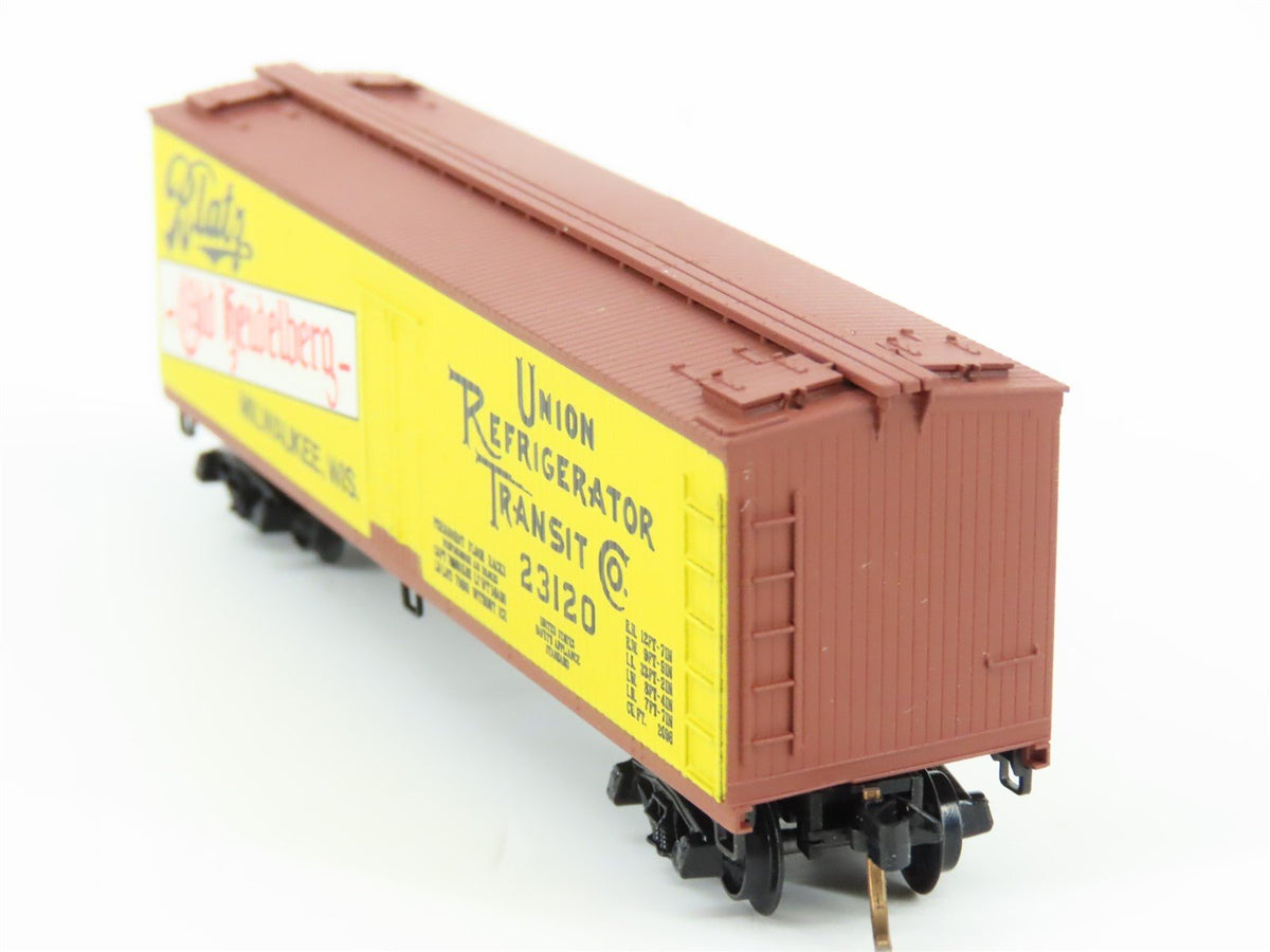 N Scale Kadee Micro-Trains MTL 47120 URTC Blatz Old Heidelberg 40&#39; Reefer #23120