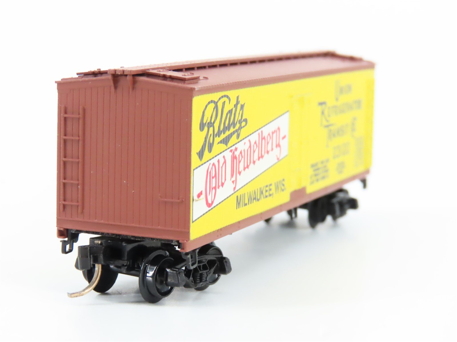 N Scale Kadee Micro-Trains MTL 47120 URTC Blatz Old Heidelberg 40' Reefer #23120