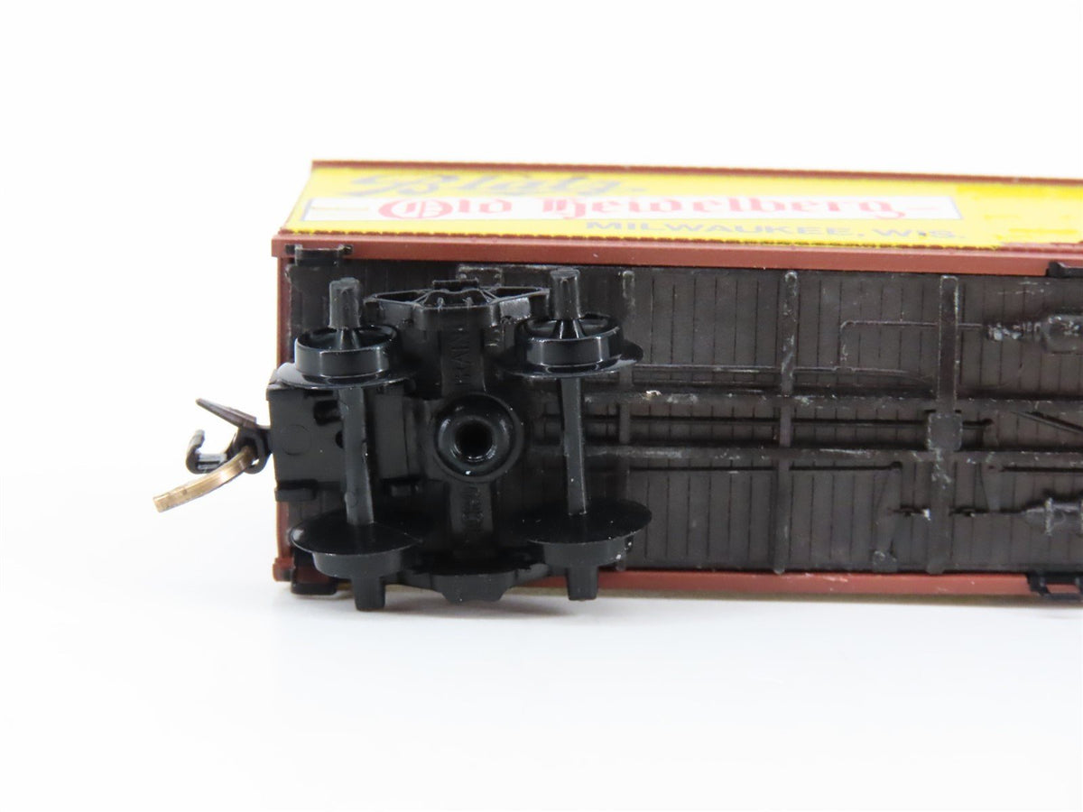 N Scale Kadee Micro-Trains MTL 47120 URTC Blatz Old Heidelberg 40&#39; Reefer #23120